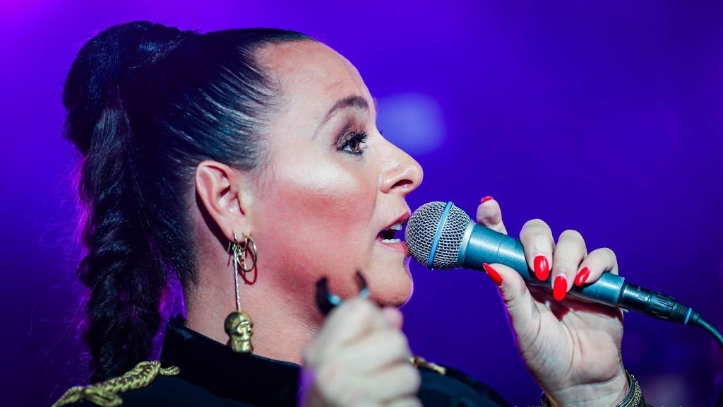Trijntje zingt op jubileum ook Jackson-nummers