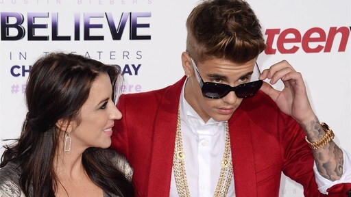 Moeder Justin Bieber dolblij met geboorte Jack Blues: een wonder