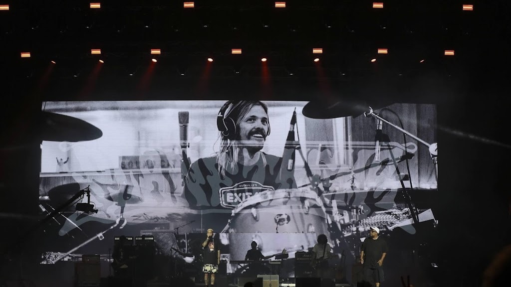 Tweede eerbetoon aan Foo Fighters-drummer Taylor Hawkins in Los Angeles