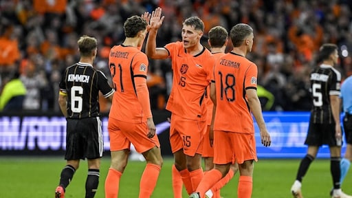 Oranje begint tijdperk onder bondscoach Xavi met laat gelijkspel