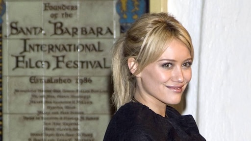 Hilary Duff en man gaan op huwelijksreis naast de deur
