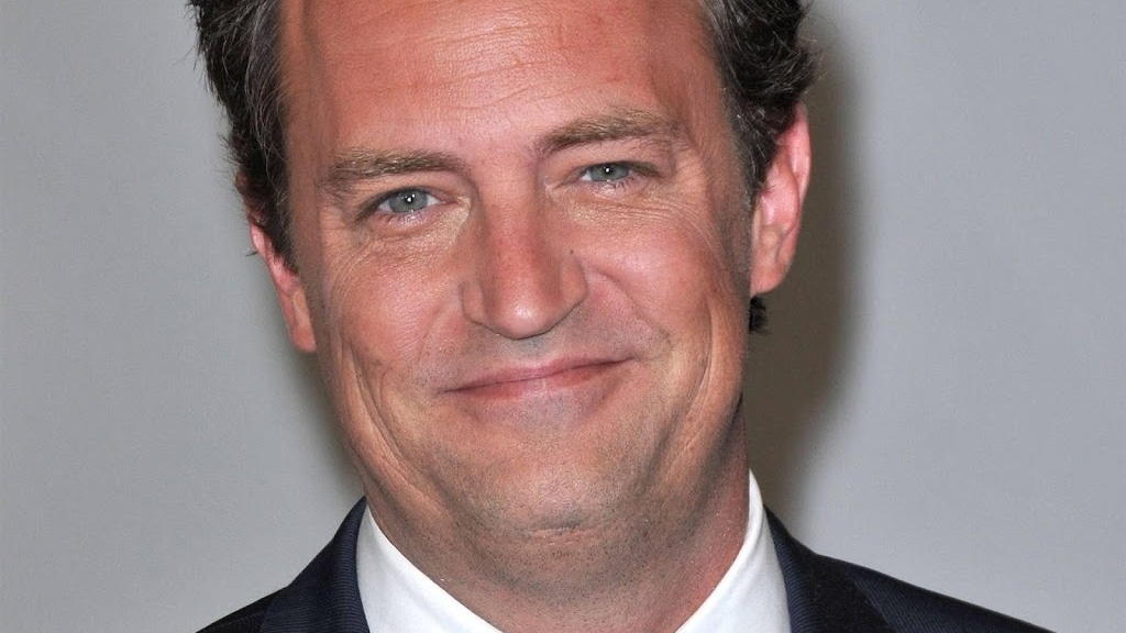 Matthew Perry lijmde handen aan knieën om van drugs af te blijven
