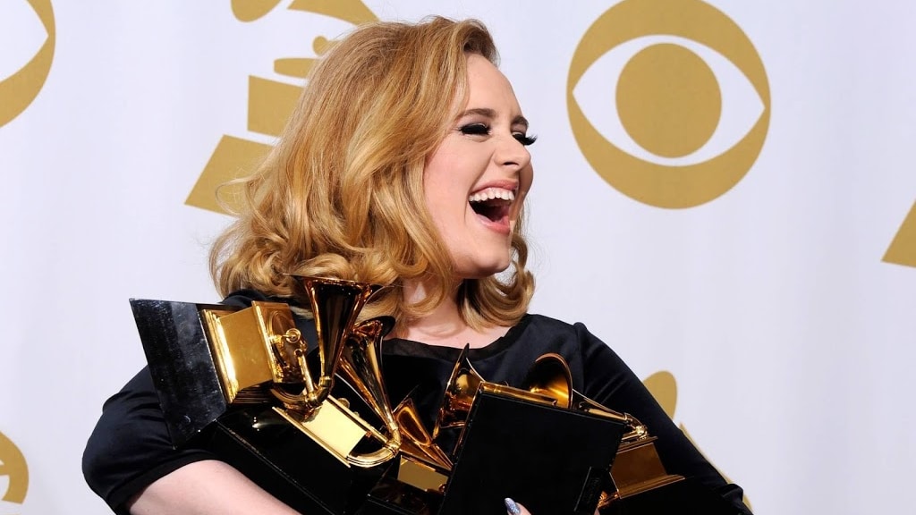 Adele staat stil bij tienjarig jubileum hitalbum 21