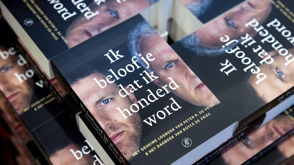 Royce de Vries 'trots' op 8e plek lijst bestverkochte boeken 2023