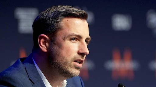 Sietse Bakker denkt niet dat Poetin wakker ligt van songfestival