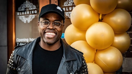 Jandino Asporaat maakt eerste zwarte superheldenfilm in Europa