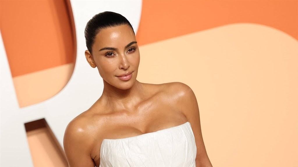 TMZ: Kim Kardashian gaat getuigen in proces juwelenroof Parijs