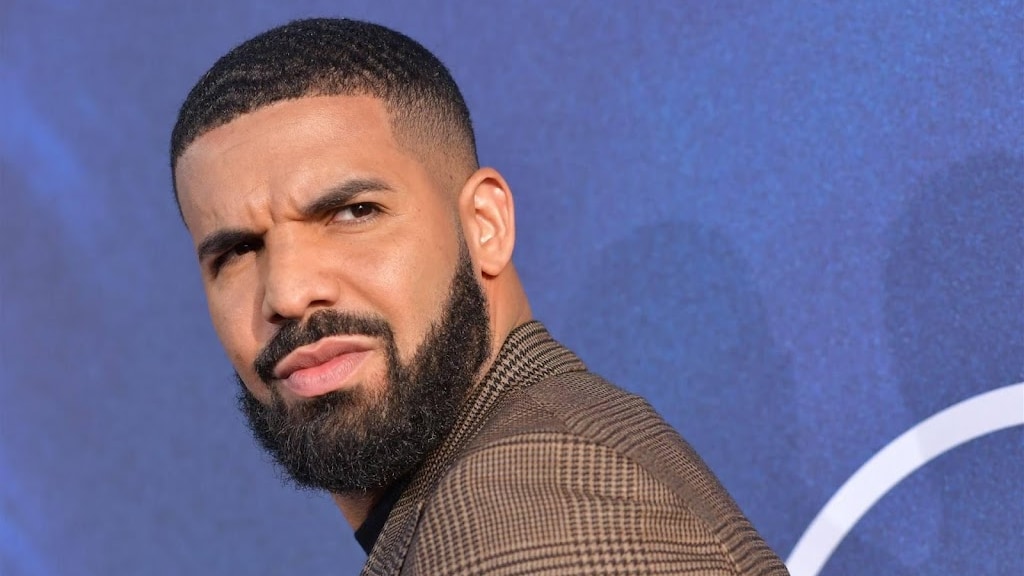 Drake geeft 10.000 dollar aan winnaar lookalike-wedstrijd