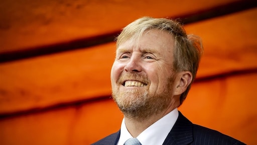 Koning Willem-Alexander verrast 100-jarige Fie voor verjaardag