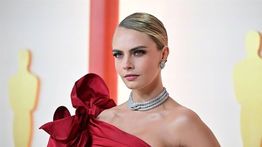 Yalangoch Cara Delevingne soxta Yalangoch Cara Delevingne soxta