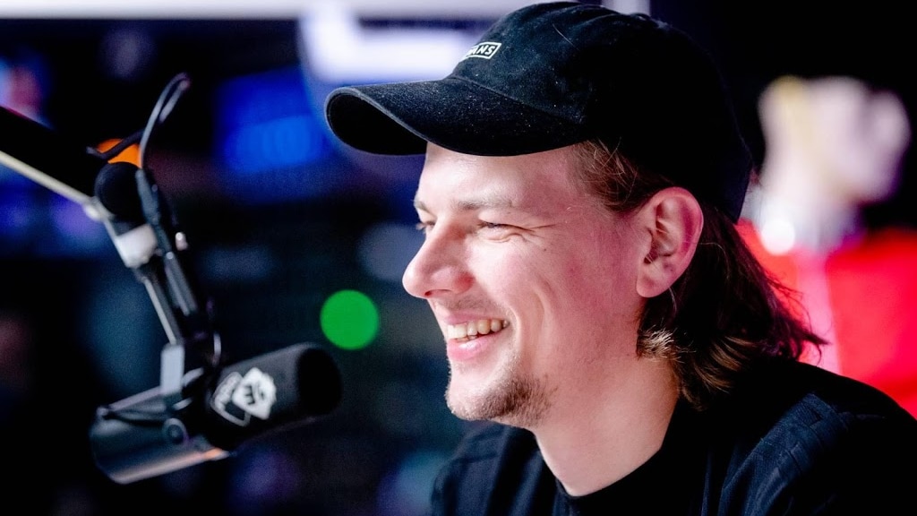 Sander Hoogendoorn mist ochtendshow door milde coronaklachten