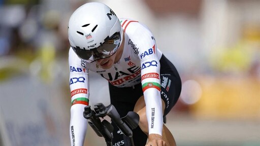 Wielrenner Almeida stapt uit Vuelta na positieve coronatest