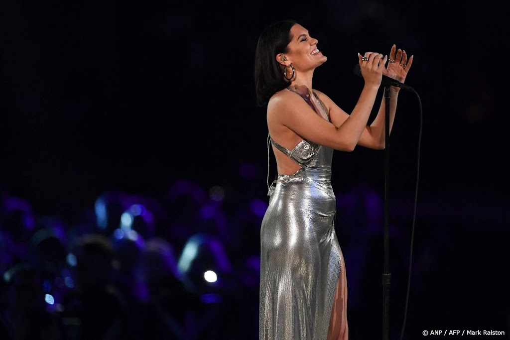 Jessie J kondigt nieuwe single H.A.P.P.Y. aan