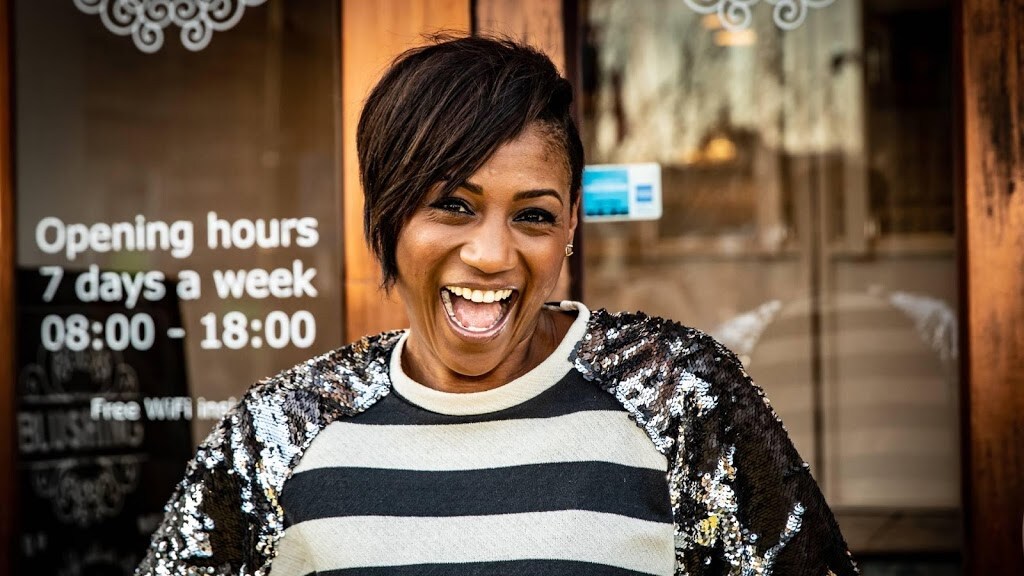 Edsilia Rombley vervangt Jan Smit bij songfestivalfeest