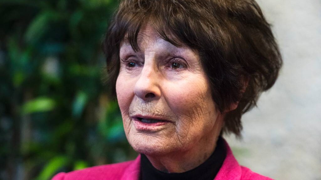 Mies Bouwman overleden