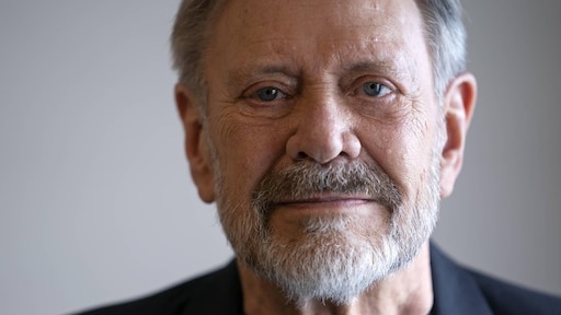 Gezondheid Rob de Nijs is stabiel: 'Had ik niet durven hopen'