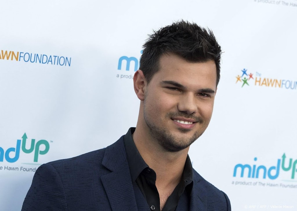 Taylor Lautner en Taylor Lautner verwachten eerste kindje