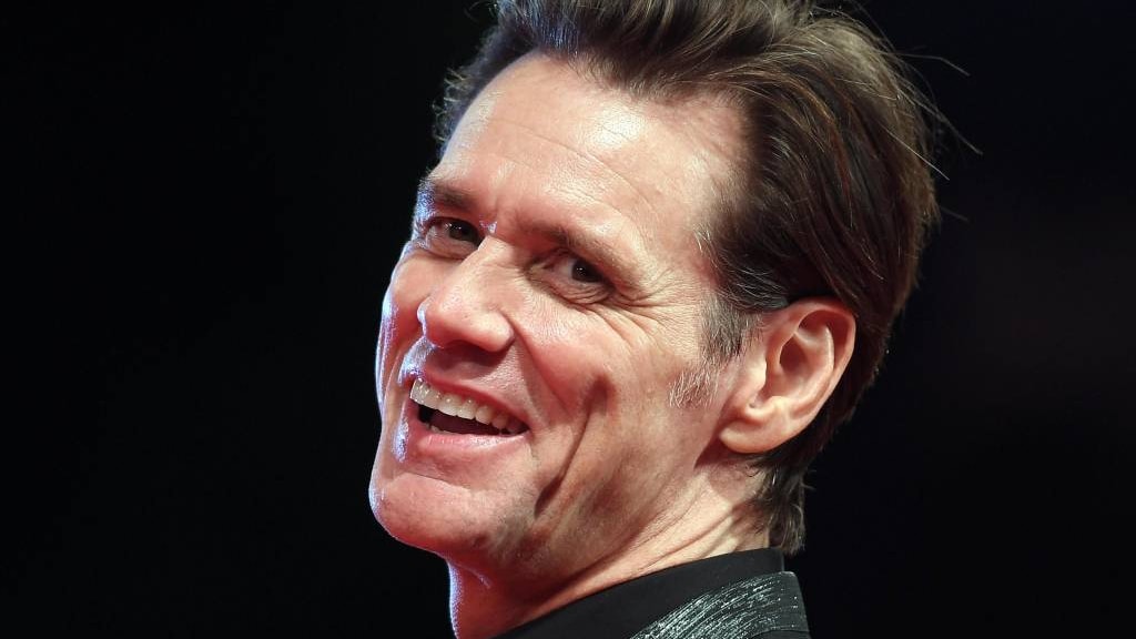Jim Carrey haalt uit naar Trump