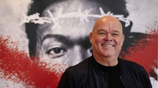 Paul de Leeuw maakt nieuw seizoen talkshow met mensen met beperking