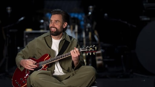 Nick Schilder over eerste Engelstalige soloplaat: 'Het was heel eng om te doen'