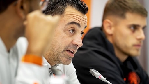 Xavi heeft tegen Servië beschikking over alle 24 internationals