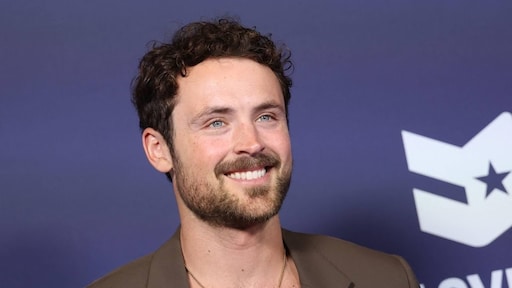 Broer Zac Efron breekt neus tijdens repetities Dancing With the Stars