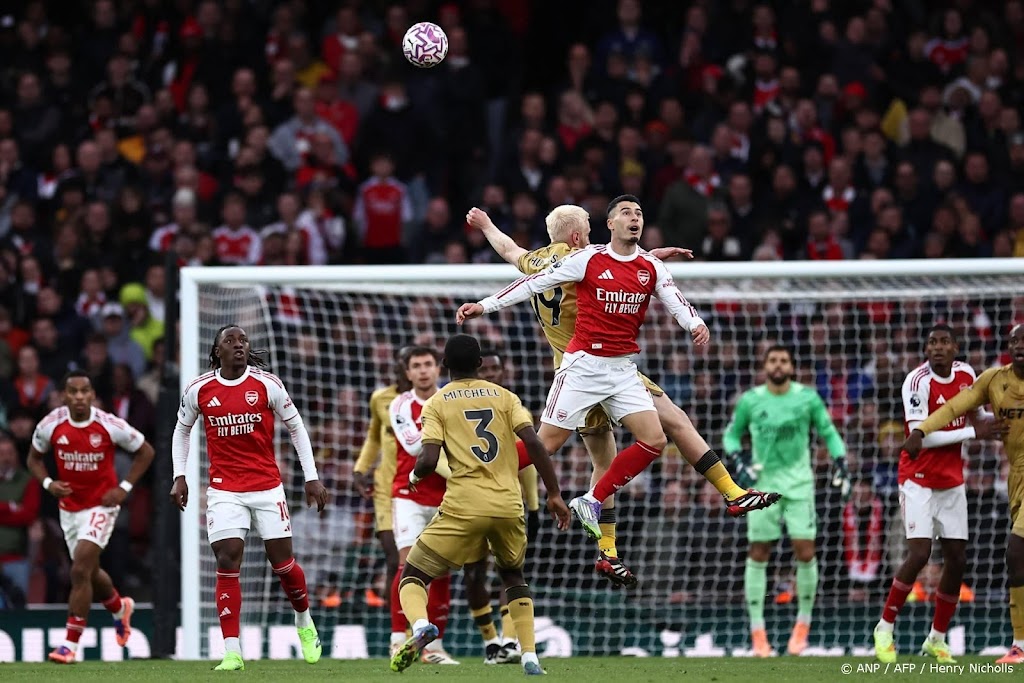 Arsenal verstevigt koppositie in Premier League, ManCity verliest