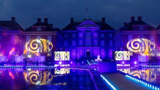 EO gaat kerstboom ontsteken bij Paleis Het Loo in Apeldoorn