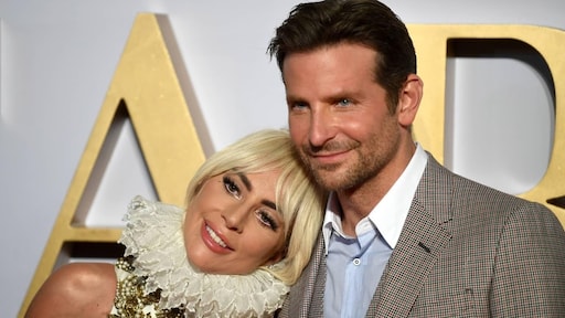 Bradley Cooper speciale gast bij show Lady Gaga