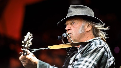 Neil Young treedt niet op bij Glastonbury door onvrede over werkwijze BBC