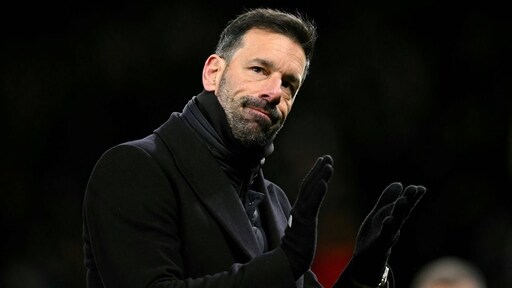 Van Nistelrooij verliest voor de vijfde keer op rij met Leicester
