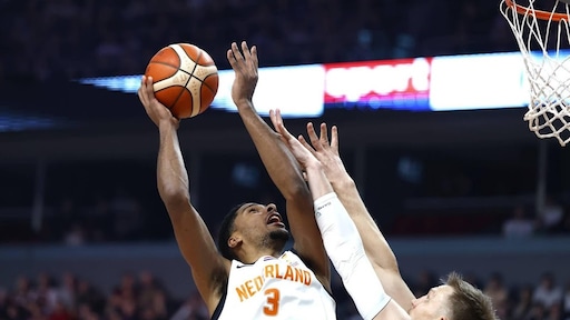 Basketballers winnen van Oostenrijk in WK-kwalificatie