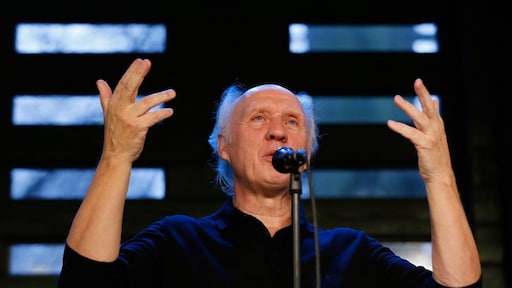 Collega's zetten Herman van Veen in zonnetje