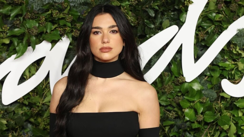 Zangeres Dua Lipa is halverwege met haar derde album