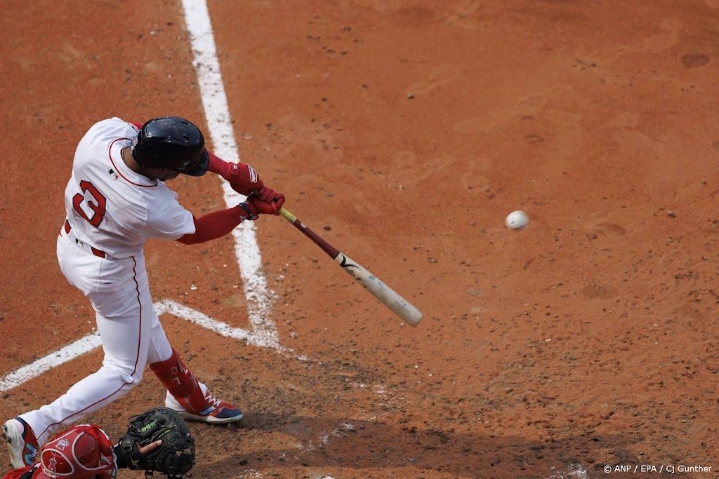 Honkballer Rafaela belangrijk voor Red Sox op openingsdag MLB