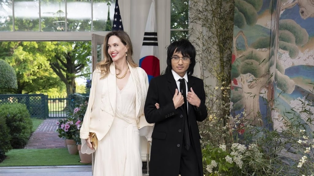 Angelina Jolie samen met zoon naar staatsbanket op Witte Huis
