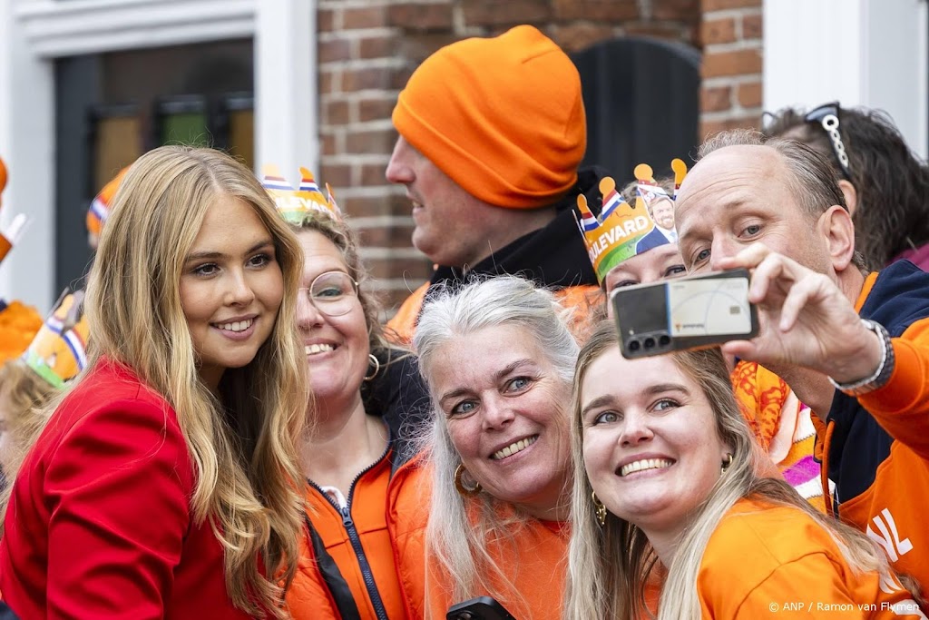 De Oranjes trokken 21.000 mensen naar Dokkum: 'Was druk, maar gezellig'
