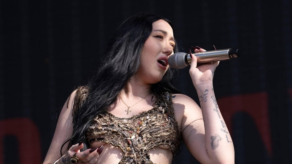 Zusje Miley Cyrus verloofd: 'Heb me nog nooit zo verliefd gevoeld'