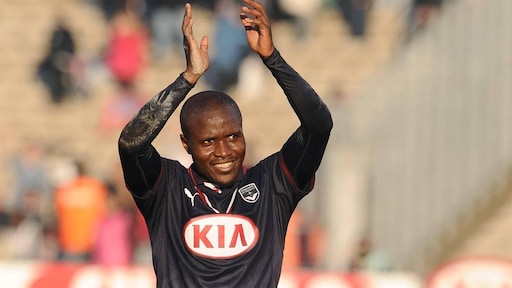 Kameroense voetballer Nguemo (38) komt om door verkeersongeval