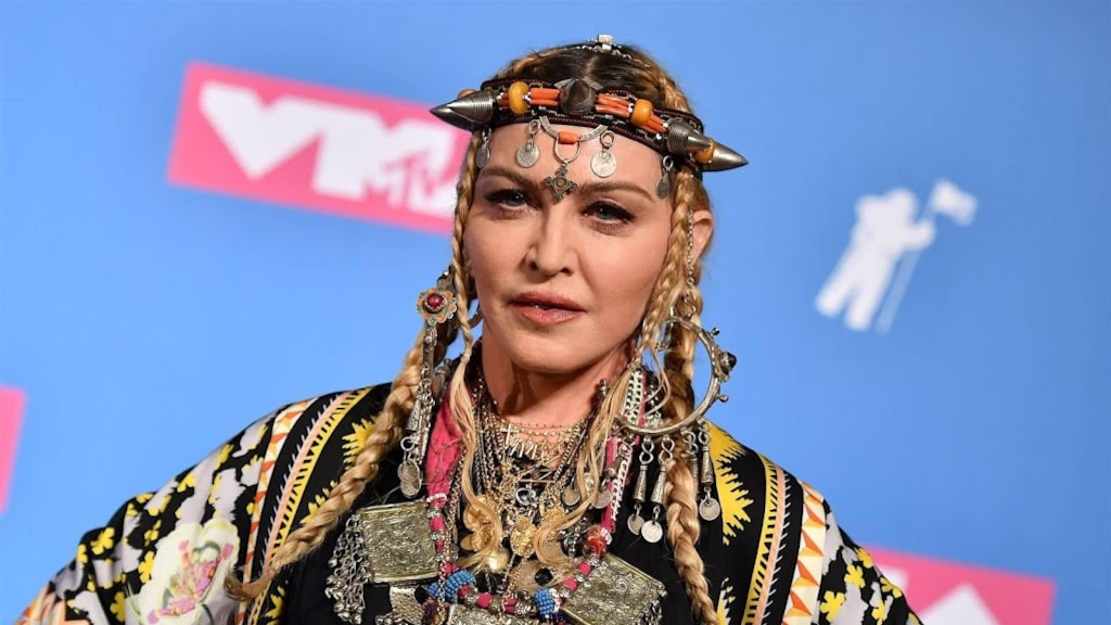 Madonna danst weer na ziekenhuisopname: 'De gelukkigste ster'