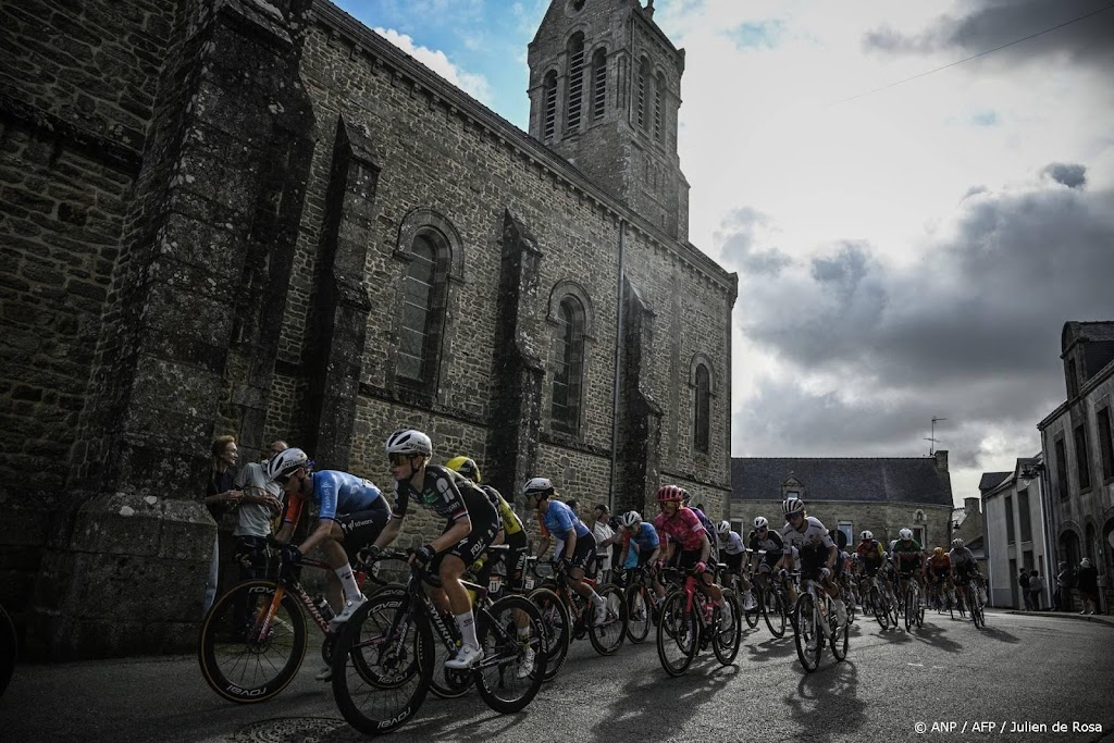 Wielrenster García (41) wint tweede etappe Tour de France Femmes