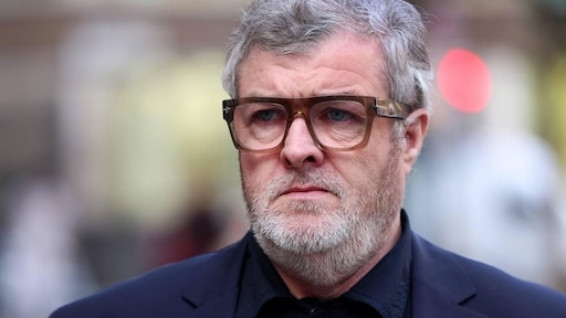 Oasis-broer Paul Gallagher voor de rechter in verkrachtingszaak