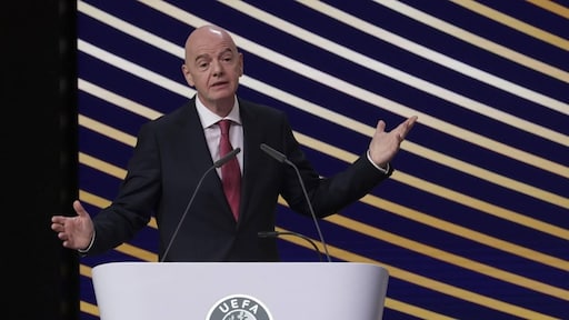 UEFA bereidt strafrechtelijke procedures voor tegen Infantino