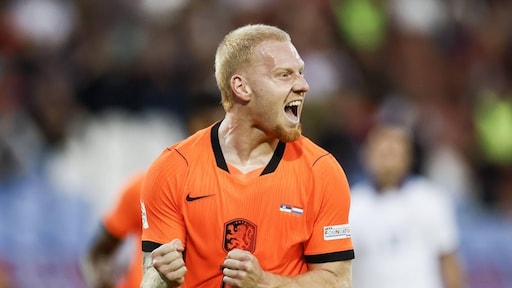 Meerdink steelt de show bij moeizame zege Oranje, Van Dijk kritisch