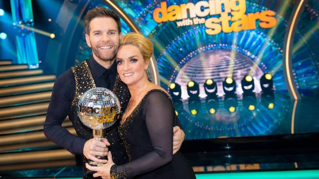 Samantha Steenwijk zet danspartner Marcus in het zonnetje