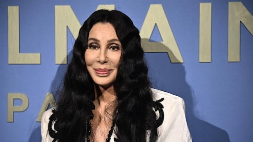 Cher brengt in november eerste deel van haar memoires uit