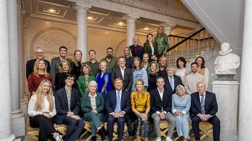 Leny Breederveld en Sinan Can bij uitblinkerslunch koningspaar