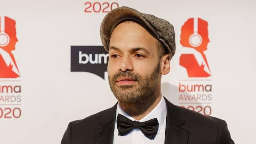 Alain Clark stond zondag als verrassing op Coachella