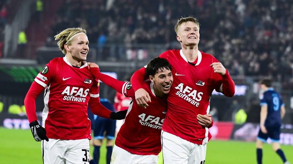 AZ speelt niet goed maar boekt wel tweede zege tegen Shelbourne