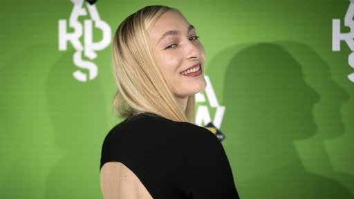 S10 wil daten tijdens Eurovisiesongfestival